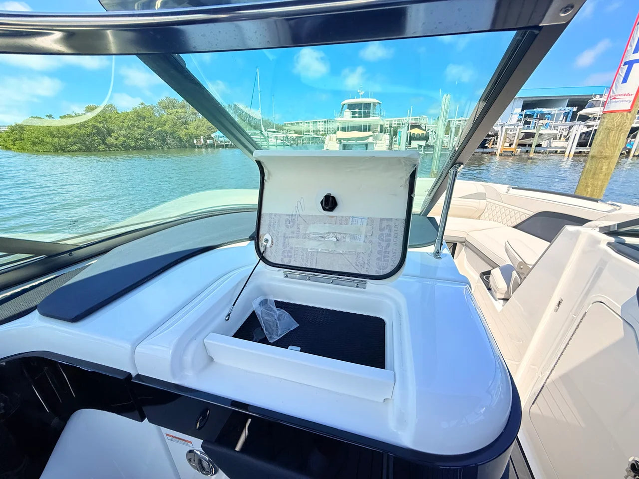 2026 Sea Ray SLX 280 Outboard 28.0 feet, Clearwater, Florida #61