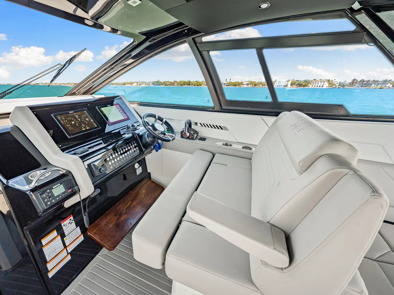 2026 Cruisers Yachts 42 GLS Outboard 42.0 feet, Clearwater, Florida #7