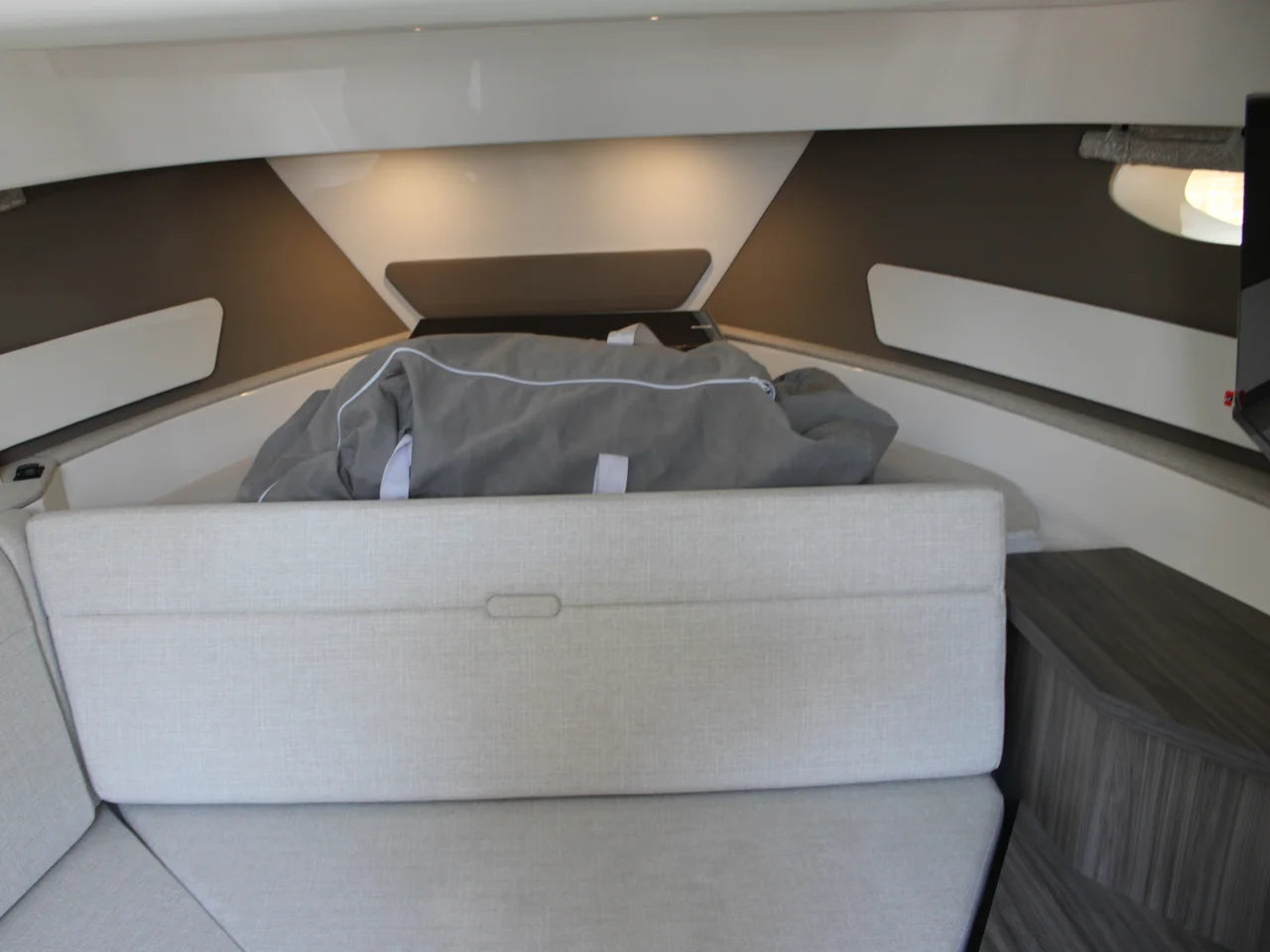2026 Sea Ray Sundancer 370 Outboard 37.0 feet, Clearwater, Florida #20