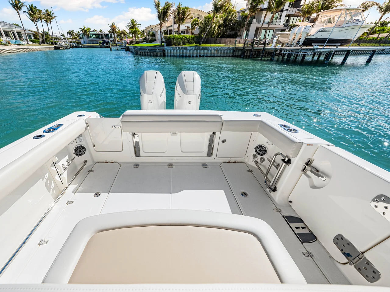 2026 Boston Whaler 330 Outrage 33.0 feet, Clearwater, Florida #27