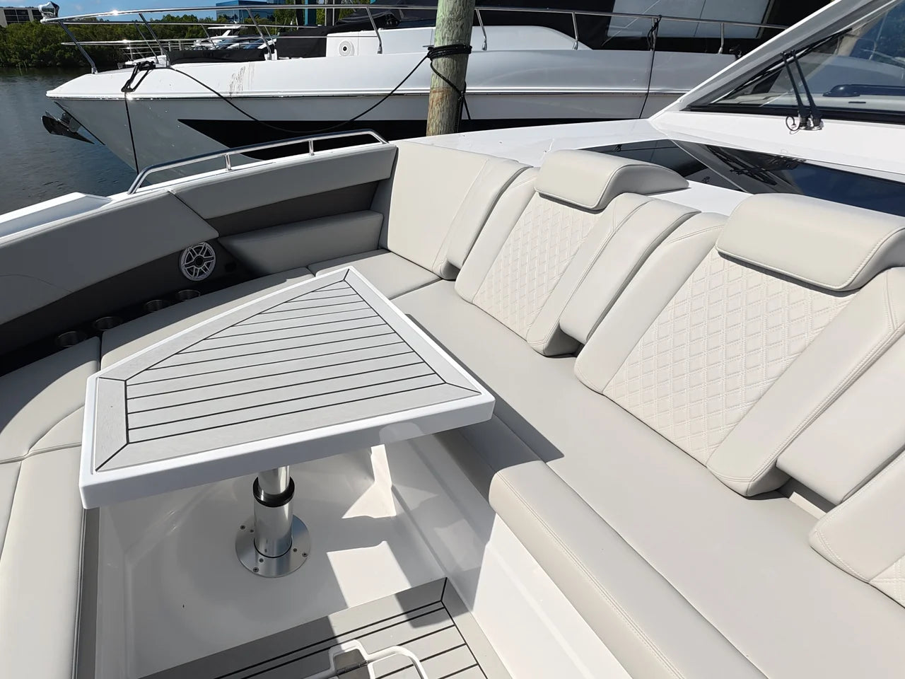 2026 Cruisers Yachts 50GLS OB 50.0 feet, Clearwater, Florida #31