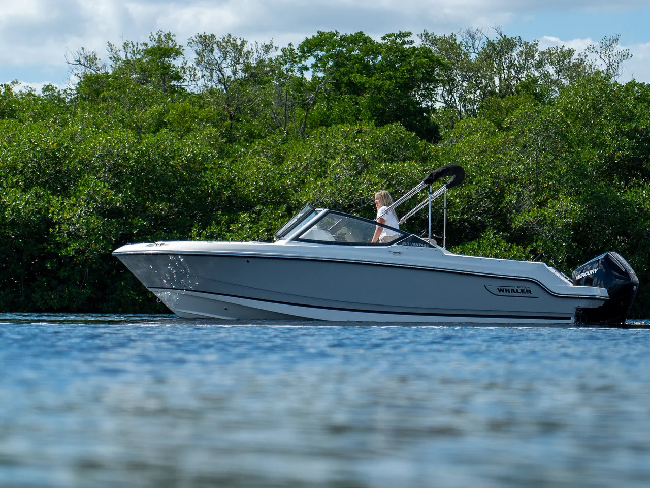 2026 Boston Whaler 210 Vantage 21.0 feet, Clearwater, Florida #27