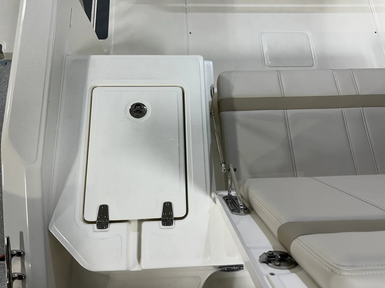 2026 Boston Whaler 280 Dauntless 28.0 feet, Clearwater, Florida #29