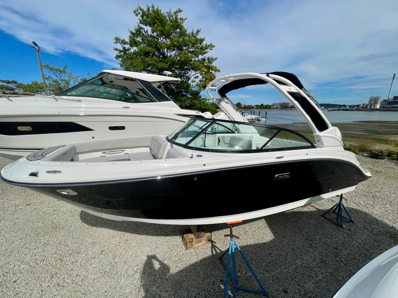2026 Sea Ray SDX 230 Outboard 23.0 feet, Clearwater, Florida #3