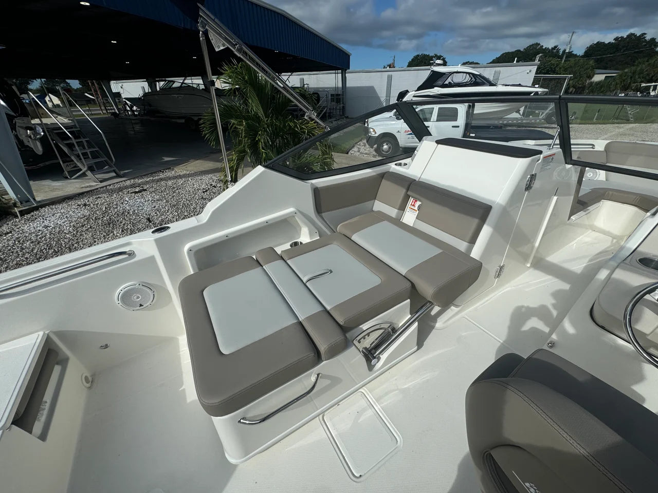2026 Boston Whaler 210 Vantage 21.0 feet, Clearwater, Florida #20