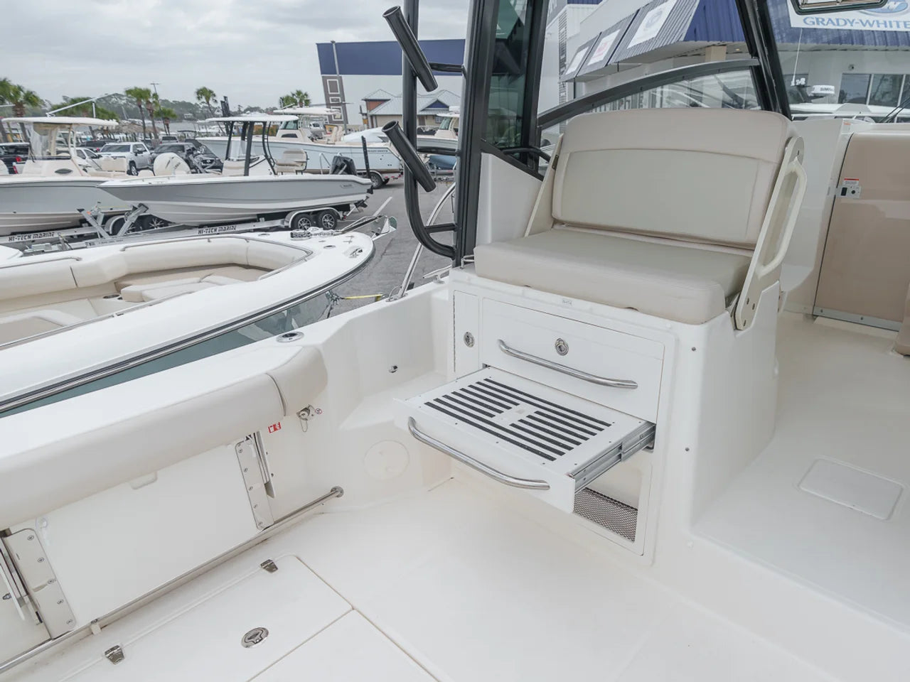 2026 Boston Whaler 325 Conquest 32.0 feet, Clearwater, Florida #54