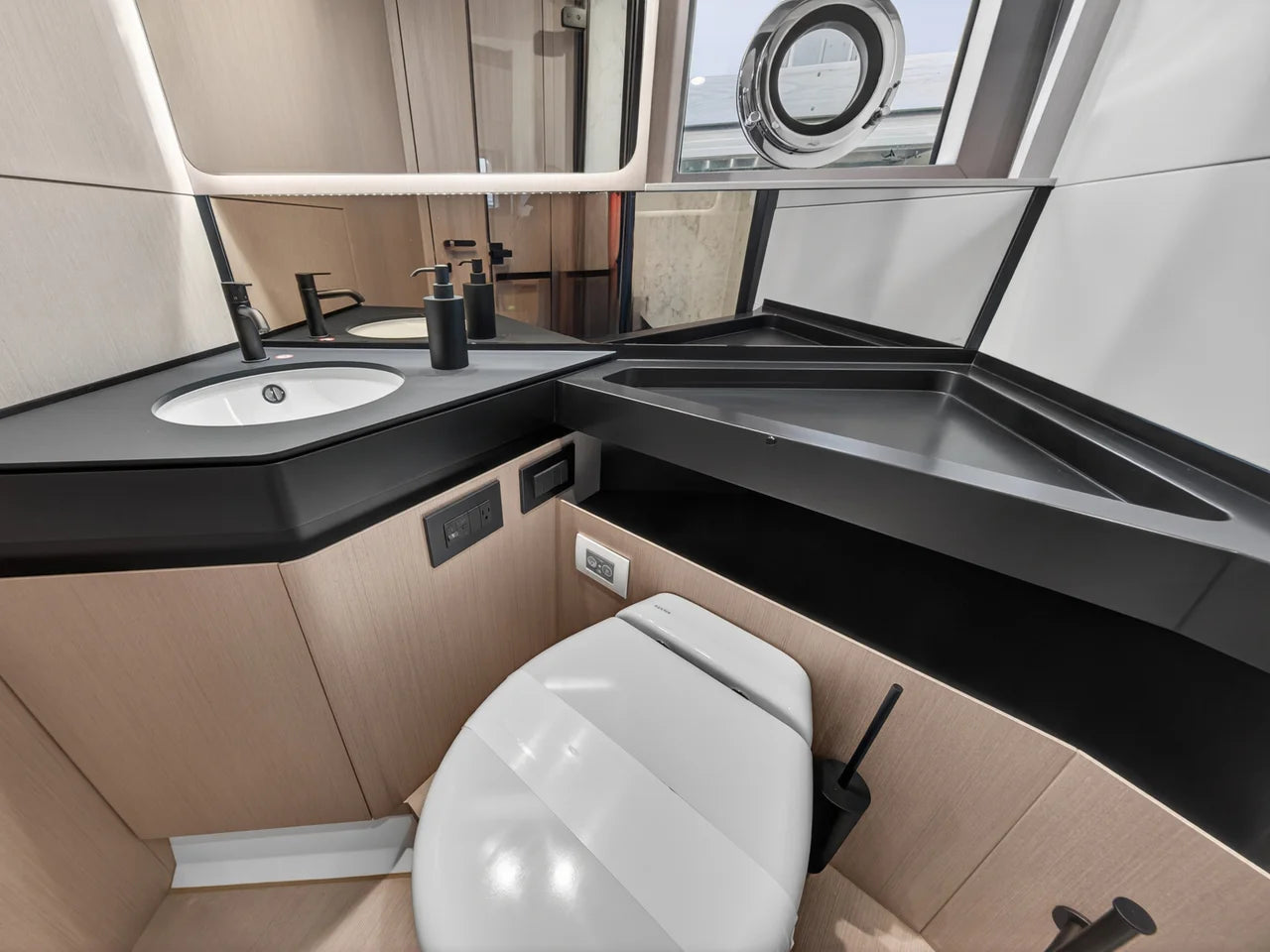 2026 Azimut S7 70.0 feet, Clearwater, Florida #91