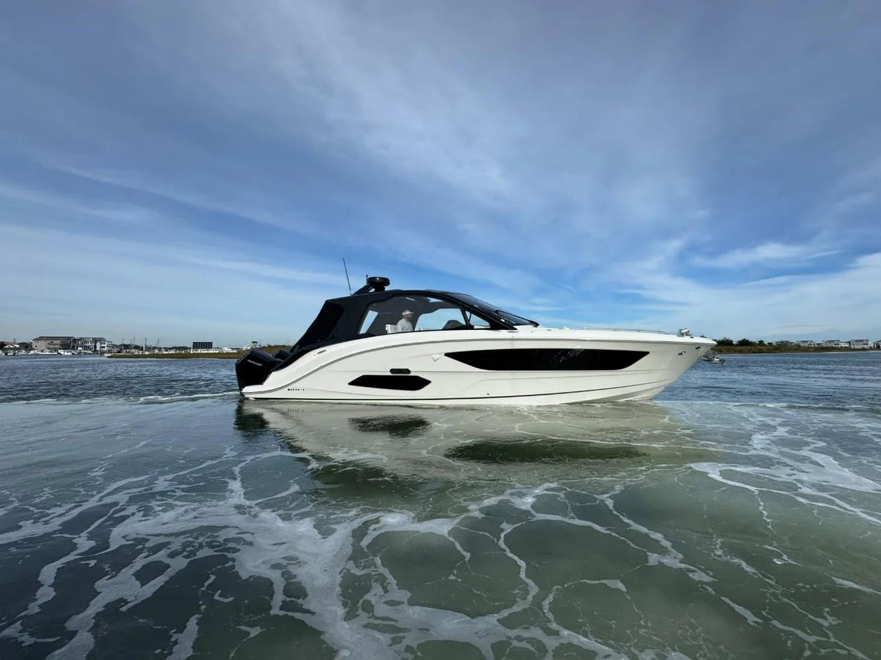2026 Sea Ray Sundancer 370 Outboard 37.0 feet, Clearwater, Florida #9