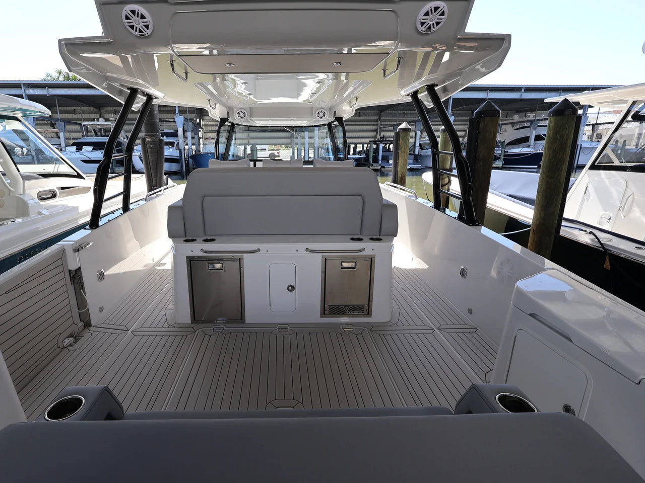 2026 Cruisers Yachts 38 VTR 38.0 feet, Clearwater, Florida #14