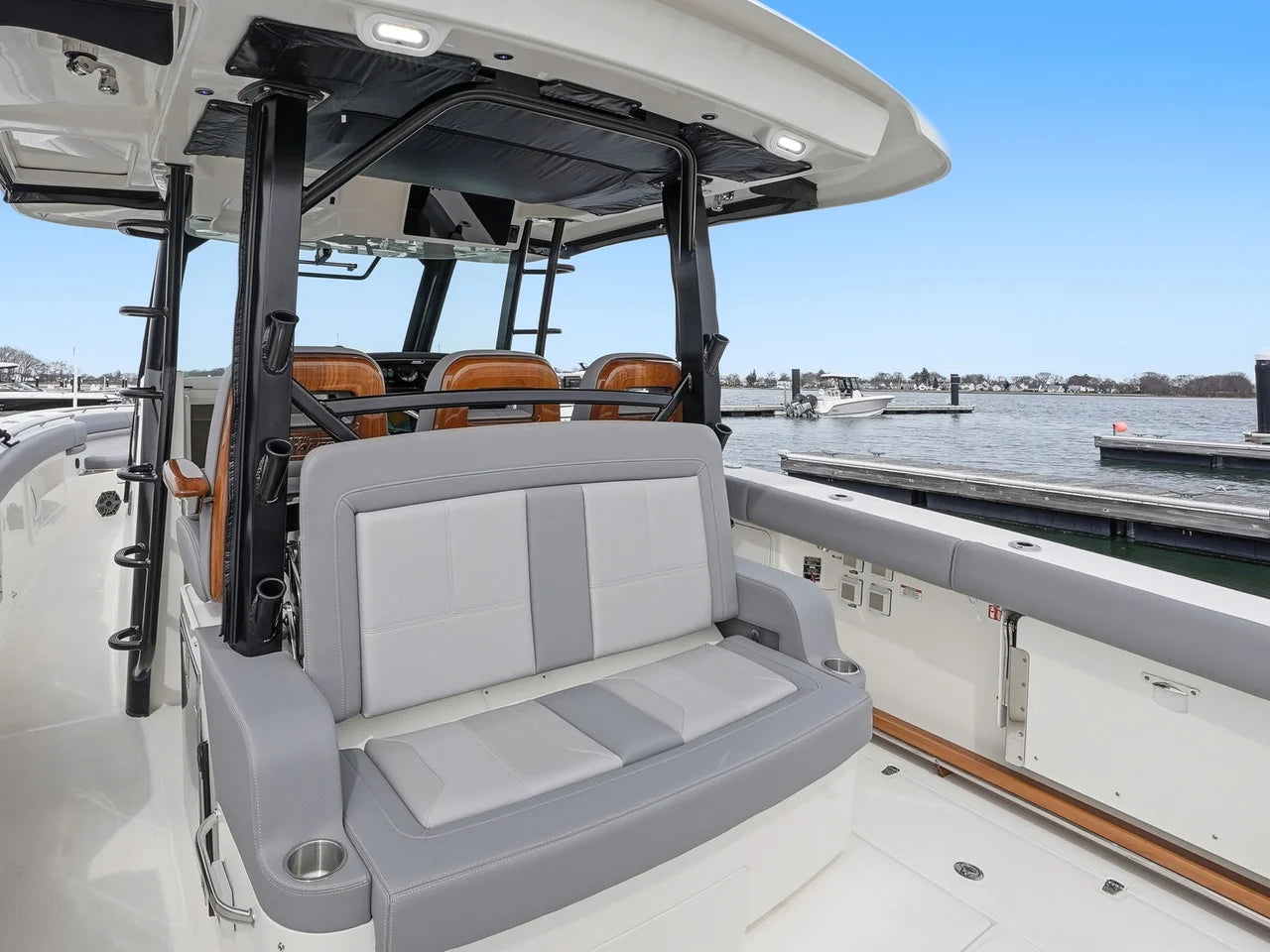 2026 Boston Whaler 380 Outrage 38.0 feet, Clearwater, Florida #12