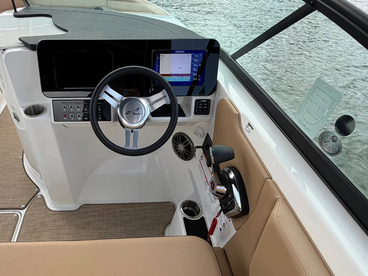 2026 Sea Ray SDX 250 Outboard 25.0 feet, Clearwater, Florida #7