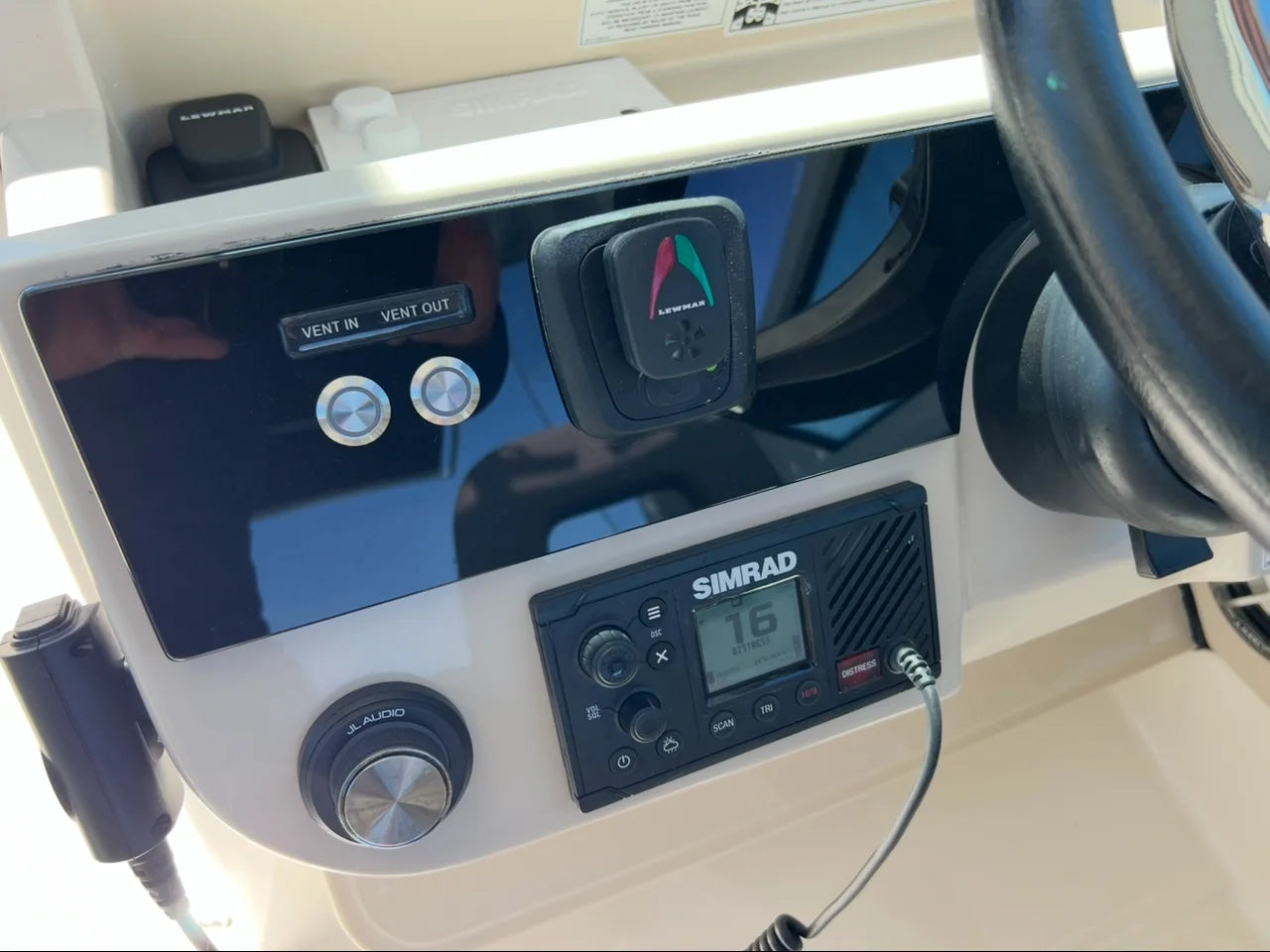 2026 Boston Whaler 330 Vantage 33.0 feet, Clearwater, Florida #21