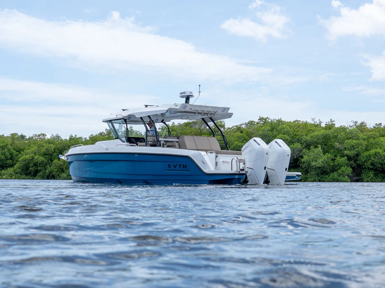2026 Cruisers Yachts 38 VTR 38.0 feet, Clearwater, Florida #41