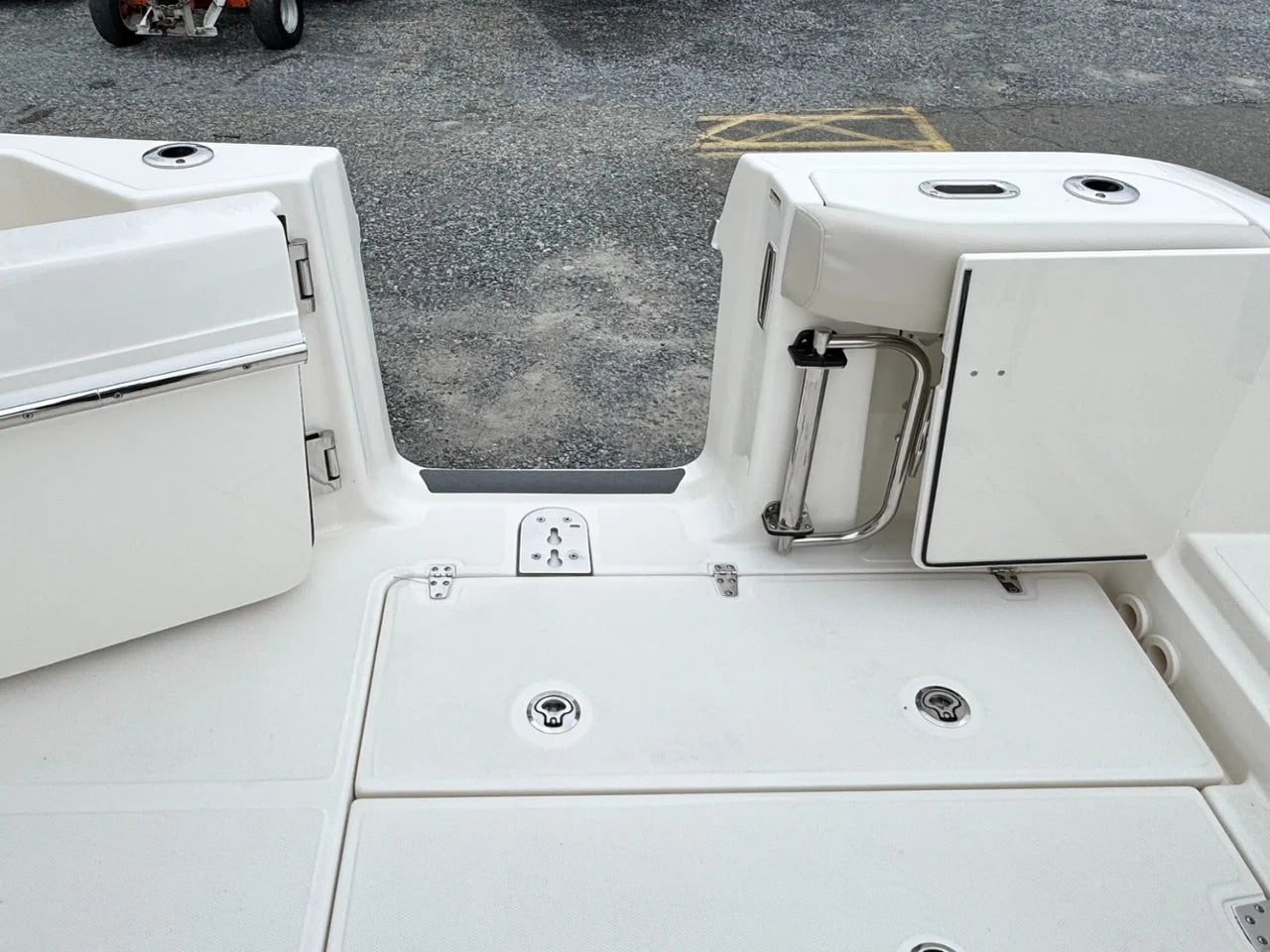 2026 Boston Whaler 325 Conquest 32.0 feet, Clearwater, Florida #14