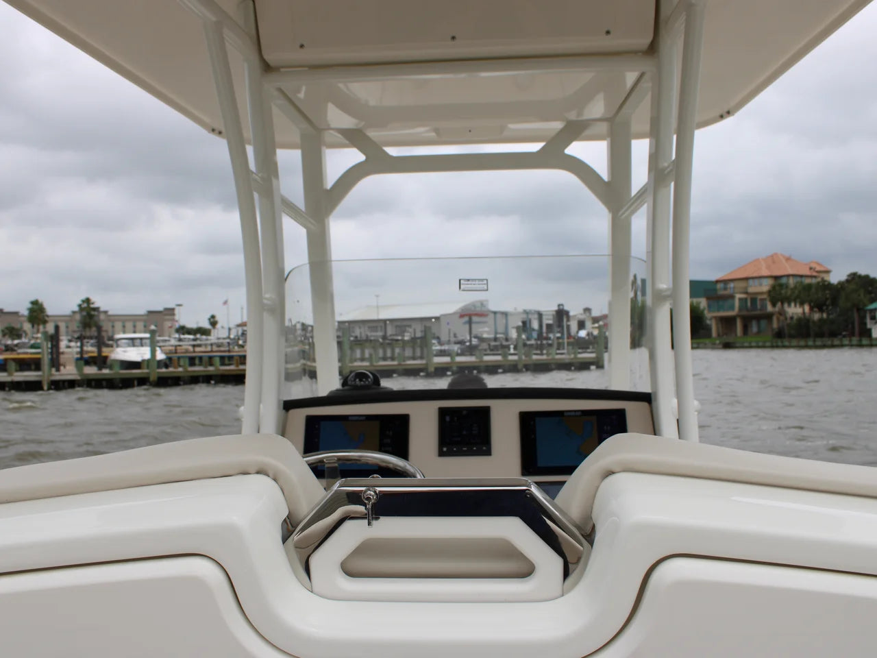 2026 Boston Whaler 230 Outrage 23.0 feet, Clearwater, Florida #21