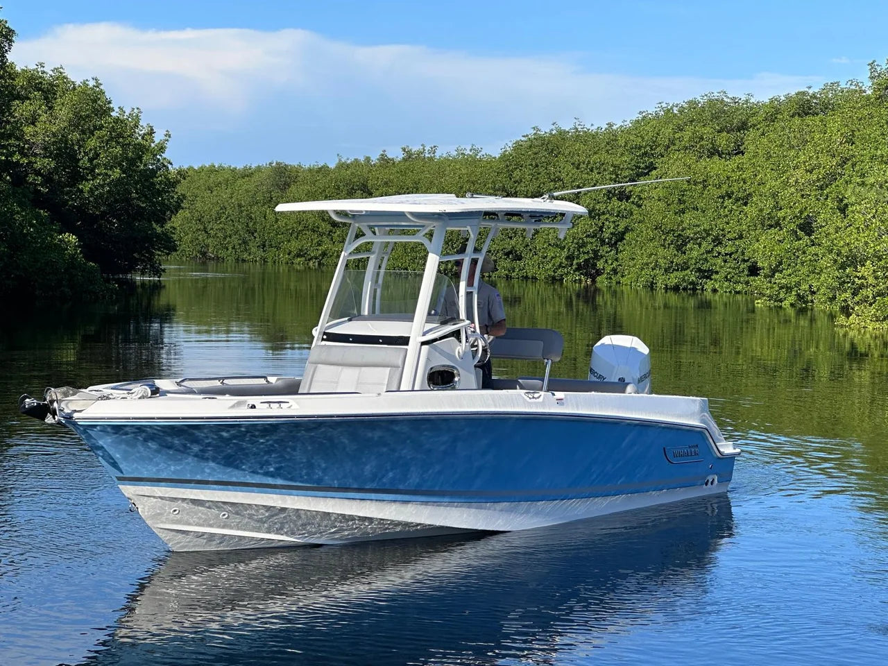 2026 Boston Whaler 230 Outrage 23.0 feet, Clearwater, Florida #11