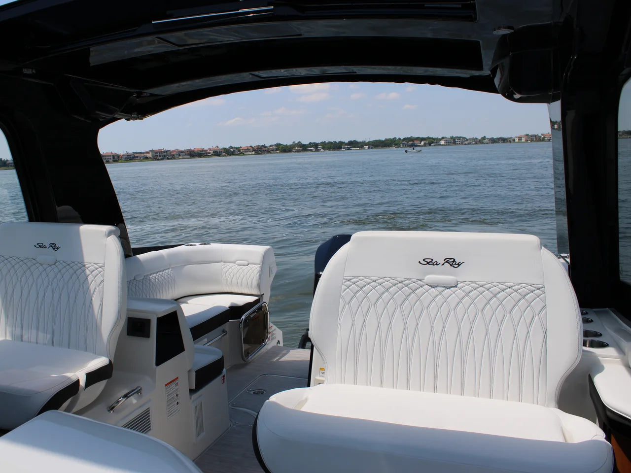 2026 Sea Ray Sundancer 370 Outboard 37.0 feet, Clearwater, Florida #97