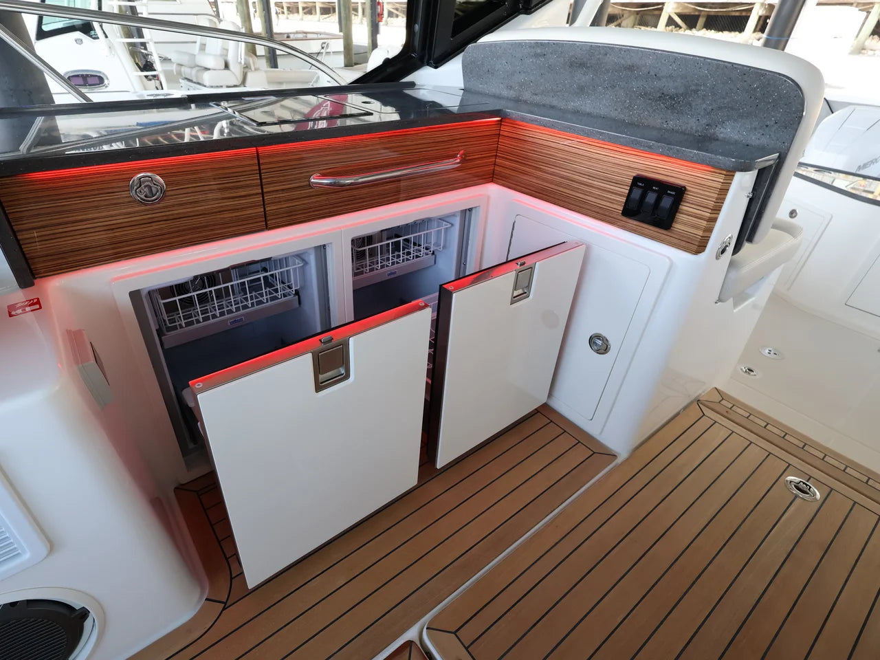 2026 Boston Whaler 405 Conquest 40.0 feet, Clearwater, Florida #47