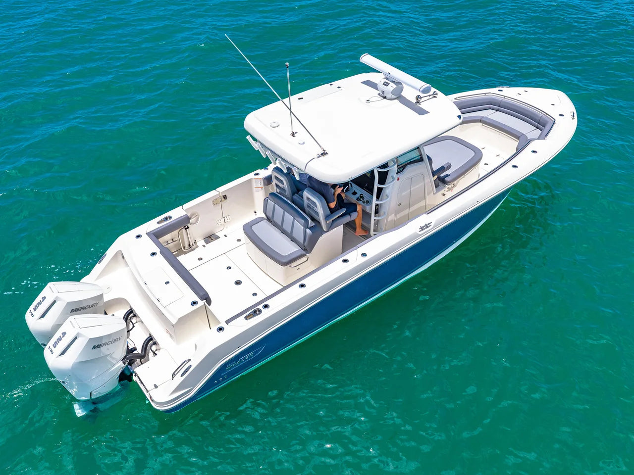 2026 Boston Whaler 330 Outrage 33.0 feet, Clearwater, Florida #13