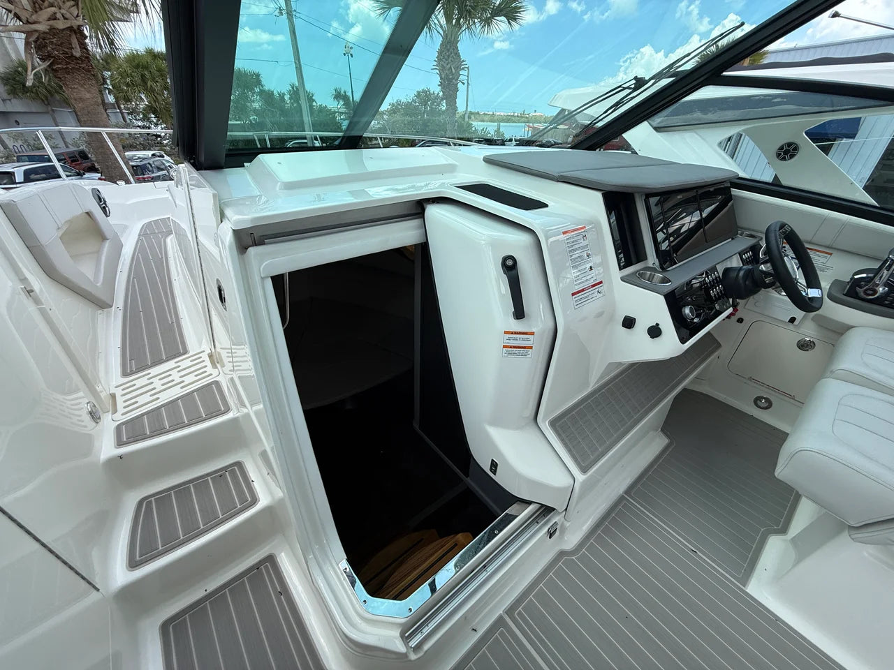 2026 Sea Ray Sundancer 320 Outboard 32.0 feet, Clearwater, Florida #29