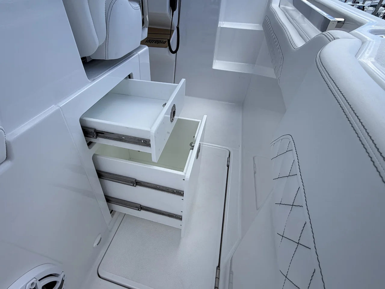 2026 Intrepid 35 VALOR 37.0 feet, Clearwater, Florida #19