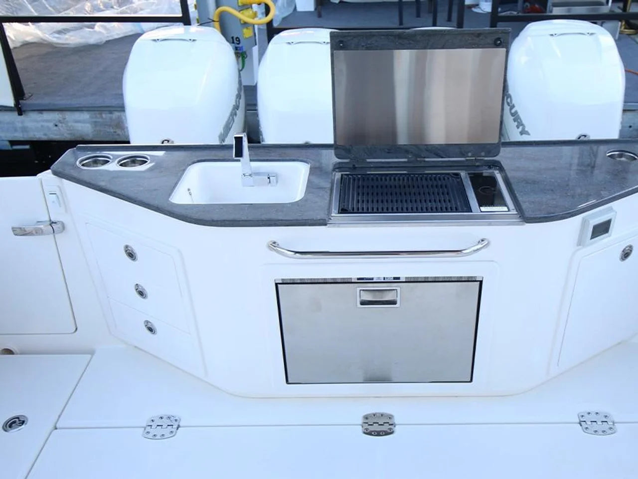 2026 Boston Whaler 405 Conquest 40.0 feet, Clearwater, Florida #60