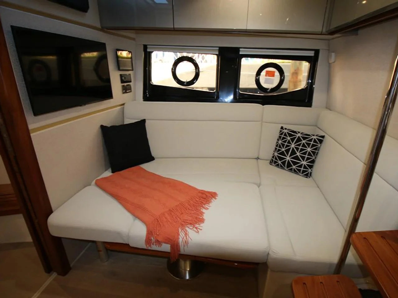 2026 Boston Whaler 405 Conquest 40.0 feet, Clearwater, Florida #73