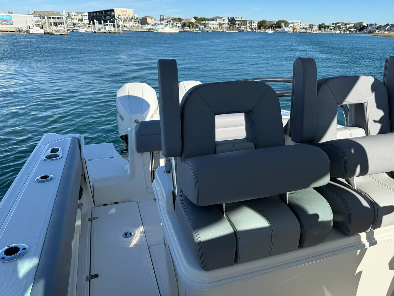2026 Boston Whaler 250 Outrage 25.0 feet, Clearwater, Florida #9