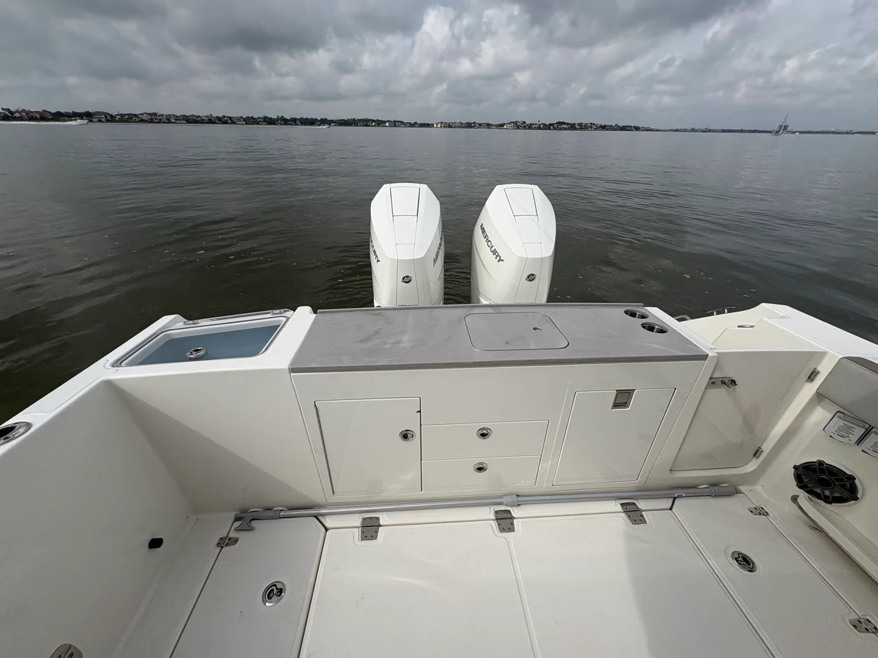 2025 Boston Whaler 330 Vantage 33.0 feet, Clearwater, Florida #34