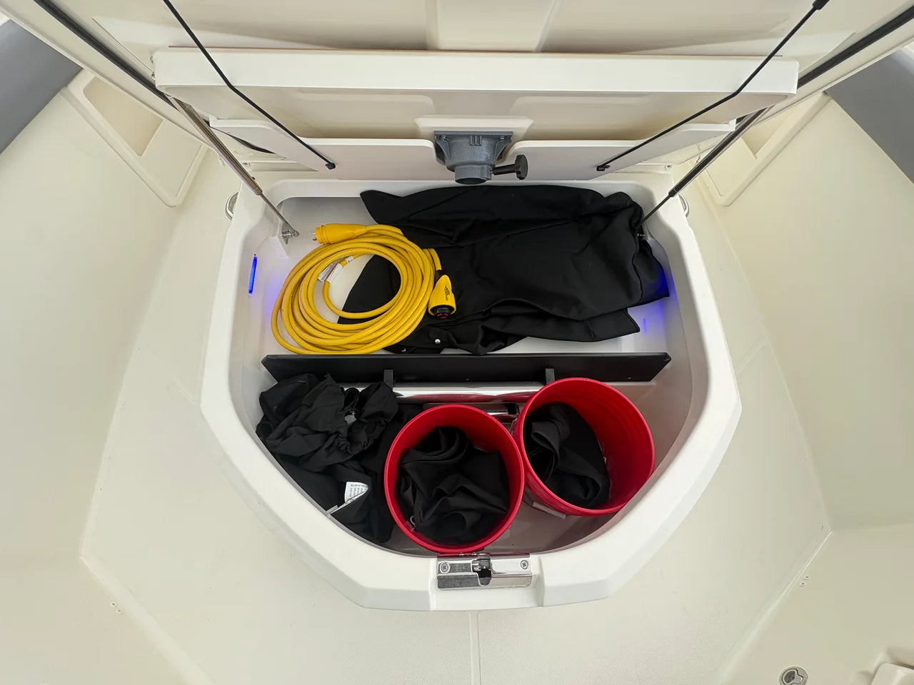 2026 Boston Whaler 360 Outrage 36.0 feet, Clearwater, Florida #14