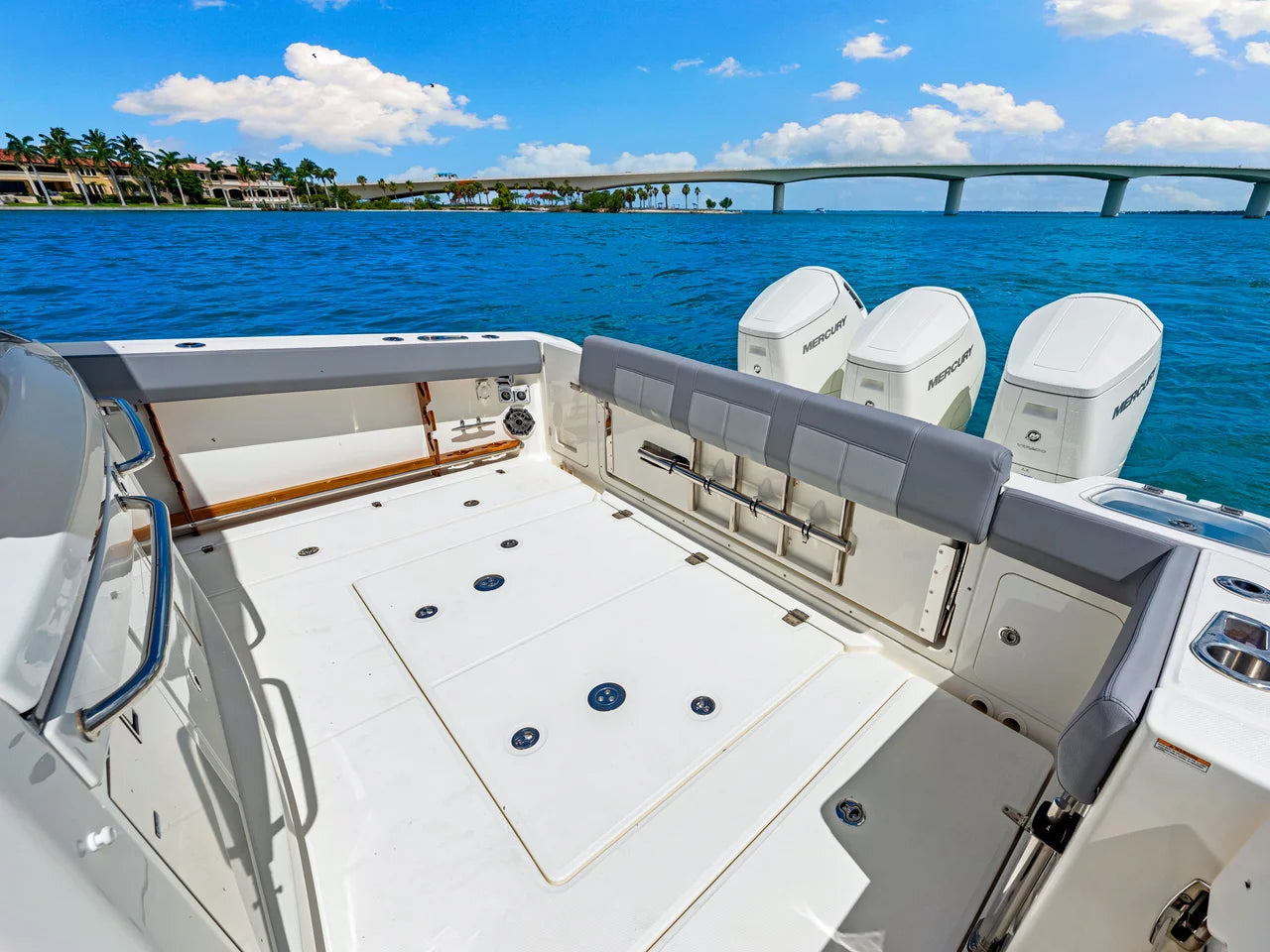 2025 Boston Whaler 420 Outrage 42.0 feet, Clearwater, Florida #48