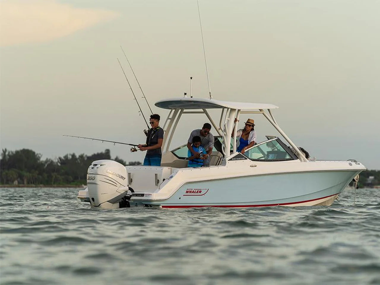 2026 Boston Whaler 240 Vantage 24.0 feet, Clearwater, Florida #15