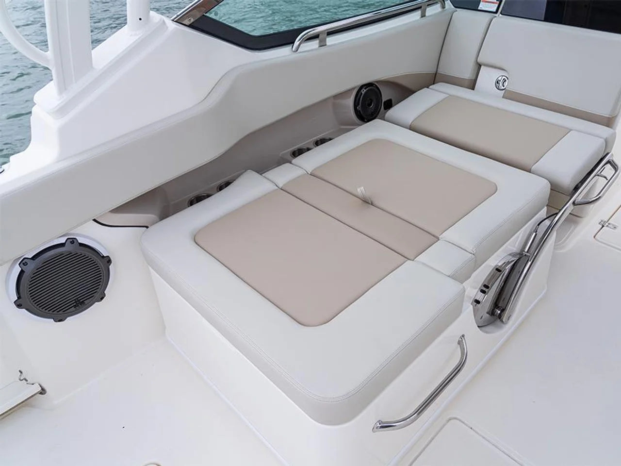2026 Boston Whaler 240 Vantage 24.0 feet, Clearwater, Florida #87