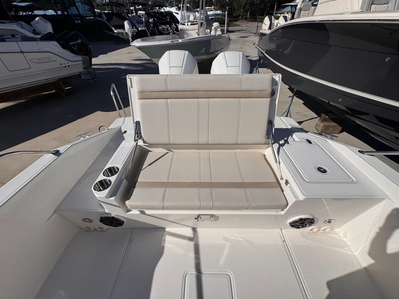 2026 Boston Whaler 280 Dauntless 28.0 feet, Clearwater, Florida #12