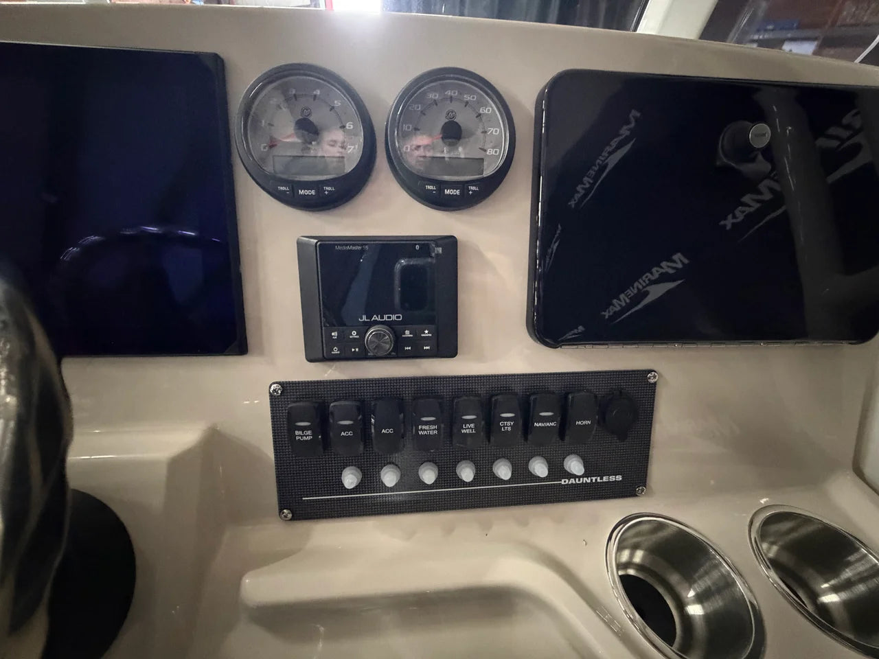 2026 Boston Whaler 250 Dauntless 25.0 feet, Clearwater, Florida #27