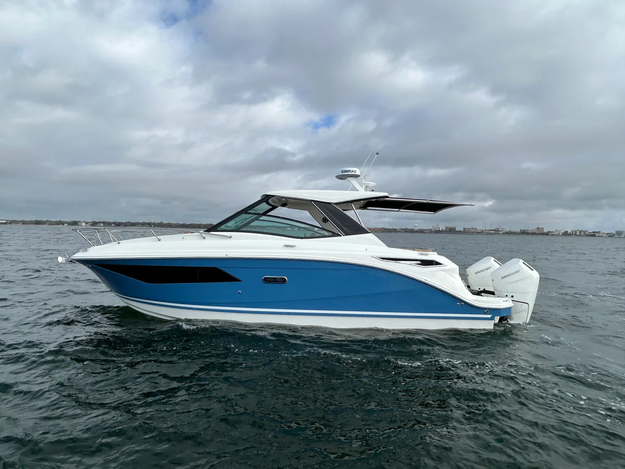 2026 Sea Ray Sundancer 320 Outboard 32.0 feet, Clearwater, Florida #3