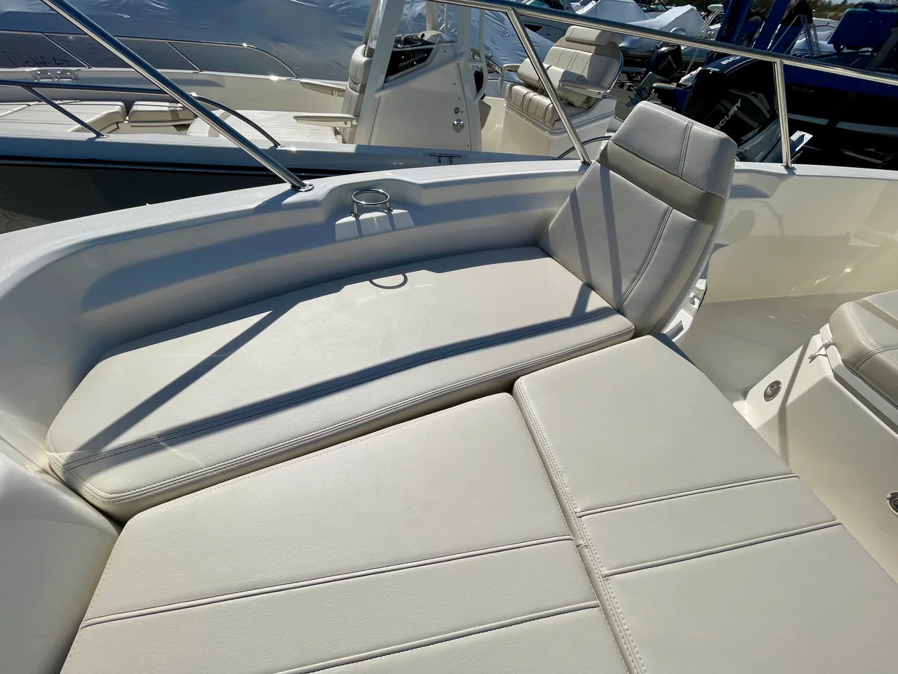 2026 Boston Whaler 280 Dauntless 28.0 feet, Clearwater, Florida #20