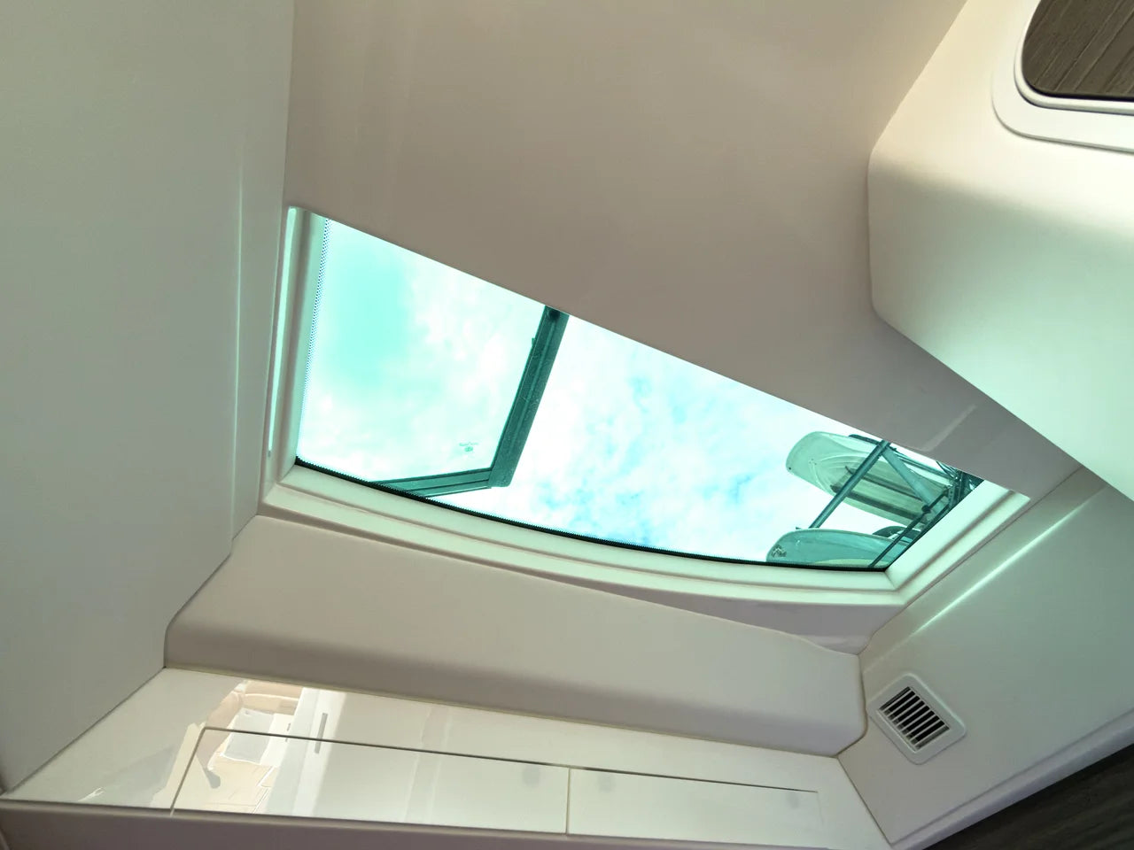 2025 Aviara AV40 Outboard 40.0 feet, Clearwater, Florida #26