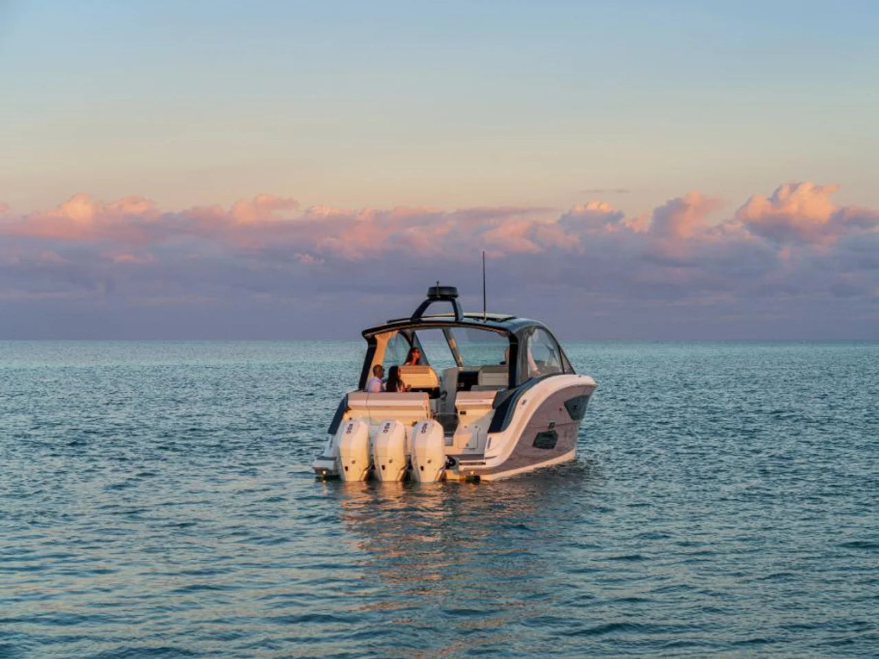 2026 Sea Ray Sundancer 370 Outboard 37.0 feet, Clearwater, Florida #6