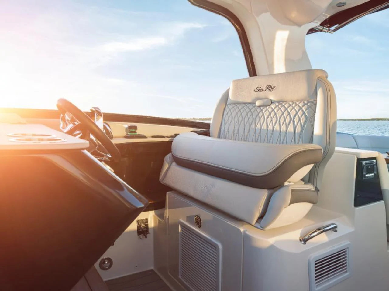 2026 Sea Ray Sundancer 370 Outboard 37.0 feet, Clearwater, Florida #23