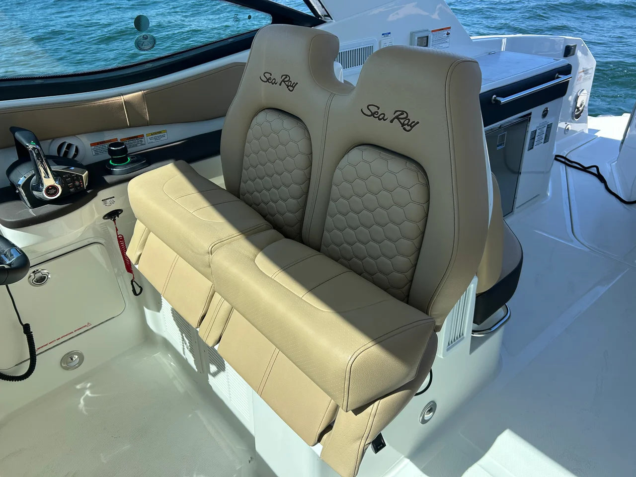 2026 Sea Ray Sundancer 320 Outboard 32.0 feet, Clearwater, Florida #27