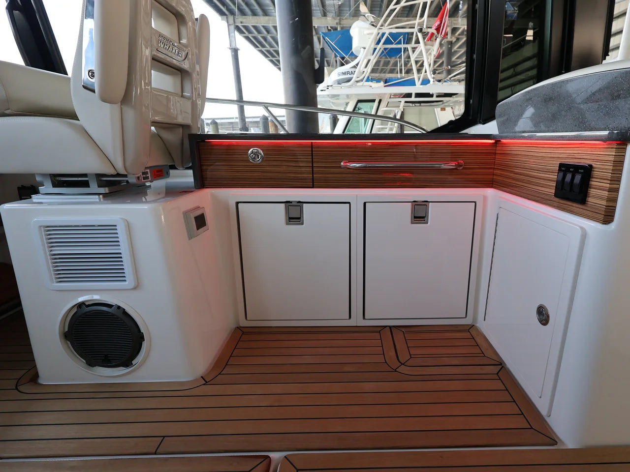 2026 Boston Whaler 405 Conquest 40.0 feet, Clearwater, Florida #46