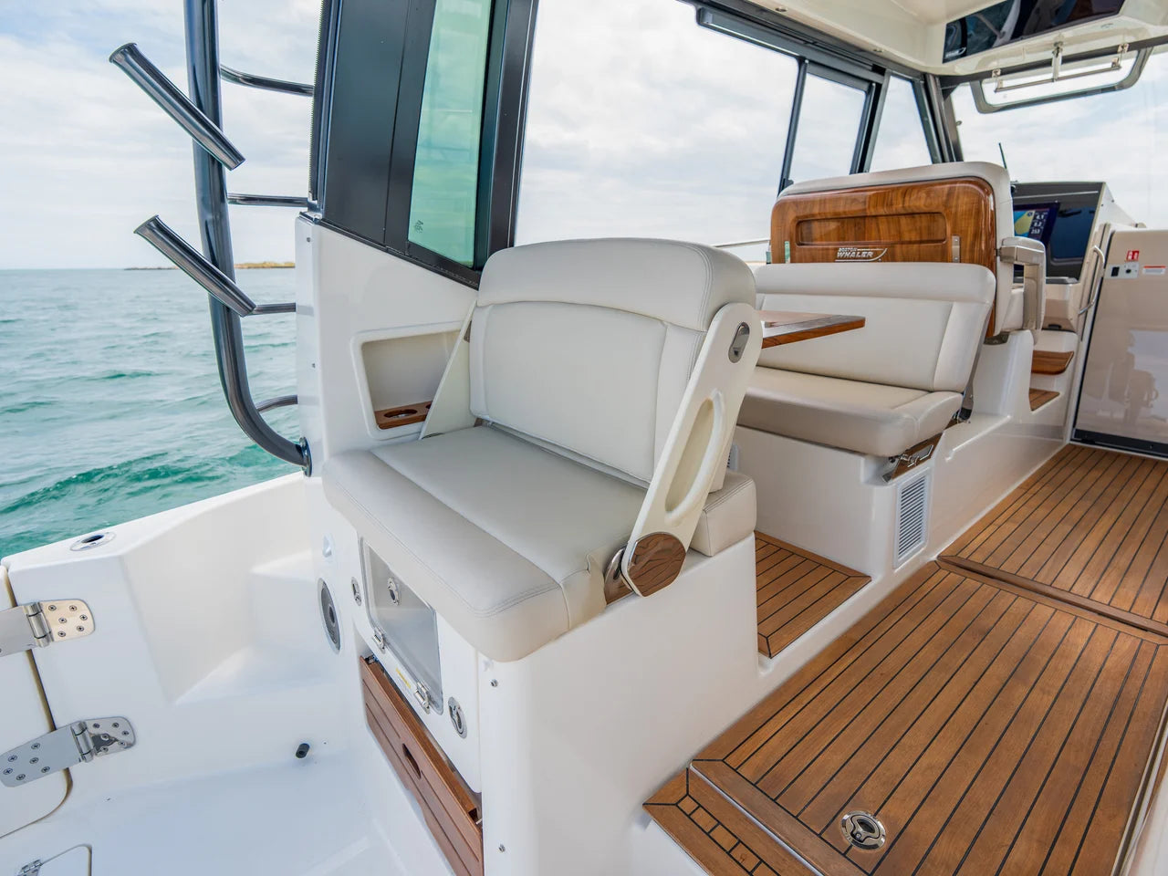 2026 Boston Whaler 405 Conquest 40.0 feet, Clearwater, Florida #11