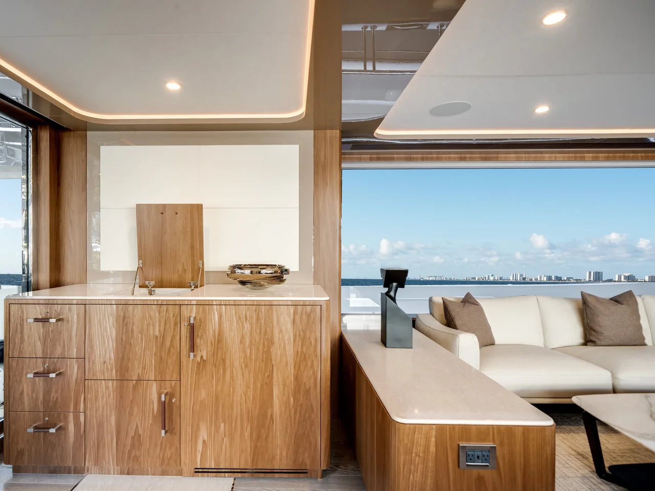 2026 Ocean Alexander 30R 98.0 feet, Clearwater, Florida #29