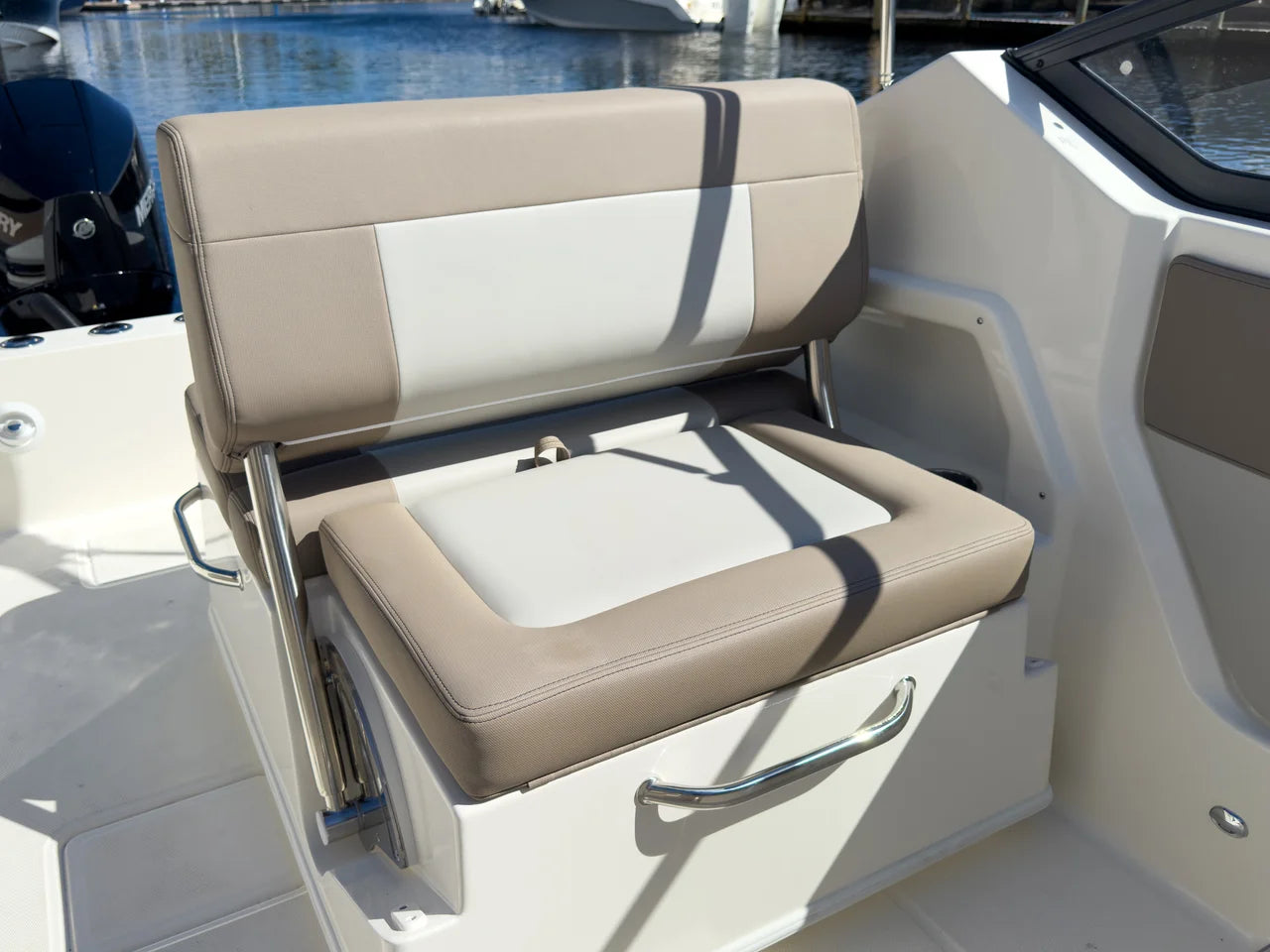 2026 Boston Whaler 210 Vantage 21.0 feet, Clearwater, Florida #9