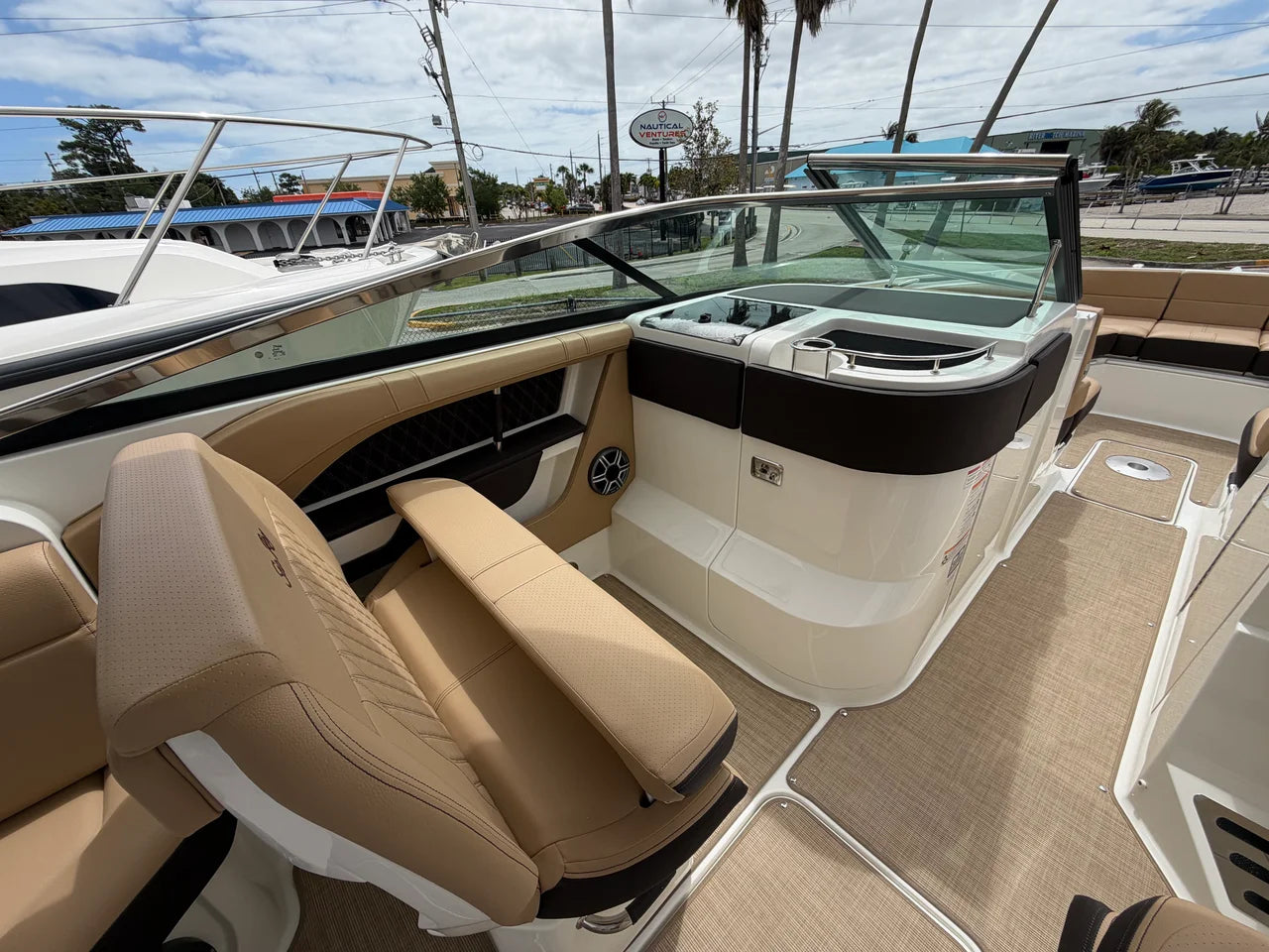 2026 Sea Ray SLX 310 Outboard 31.0 feet, Clearwater, Florida #33