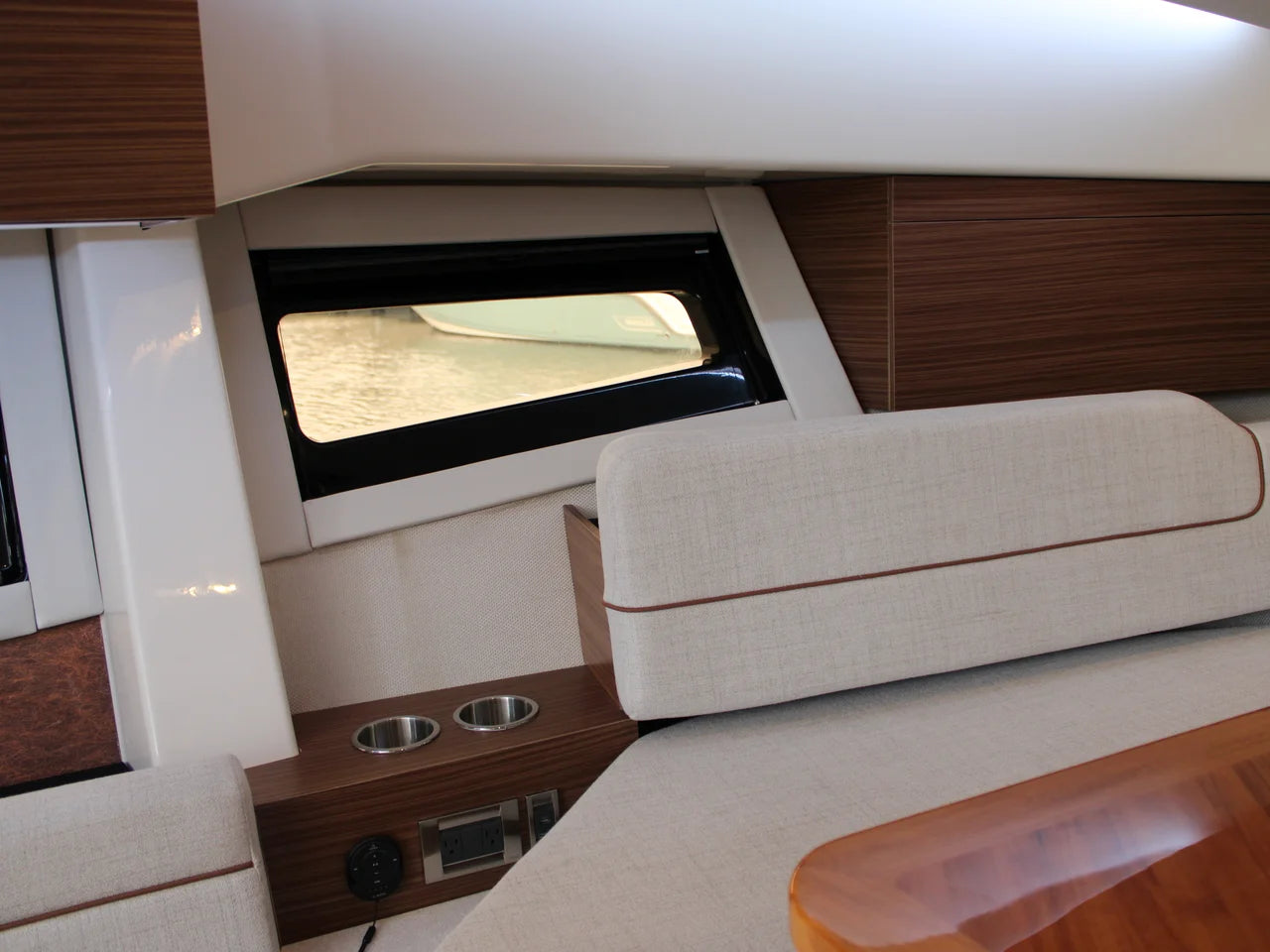 2025 Boston Whaler 365 Conquest 36.0 feet, Clearwater, Florida #22