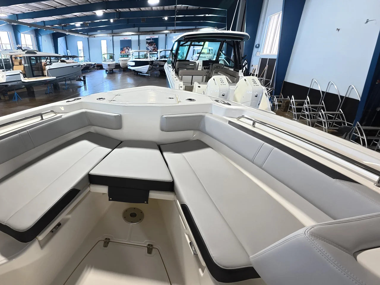 2026 Boston Whaler 330 Outrage 33.0 feet, Clearwater, Florida #19