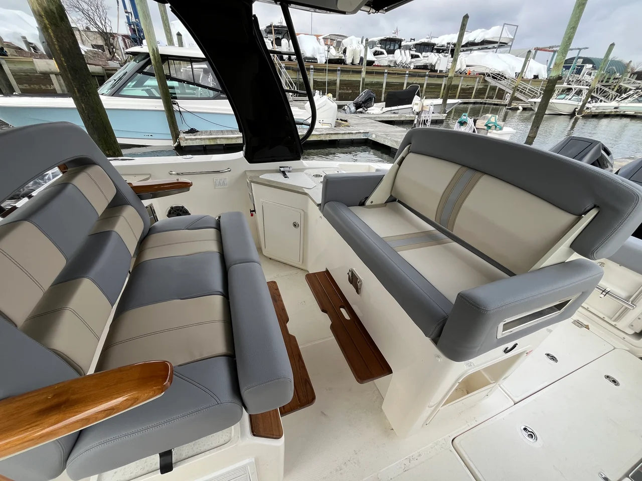 2026 Boston Whaler 350 Realm 35.0 feet, Clearwater, Florida #27