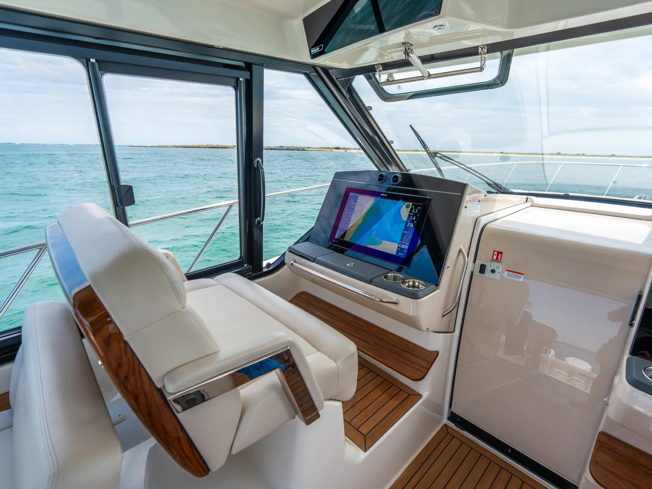 2026 Boston Whaler 405 Conquest 40.0 feet, Clearwater, Florida #13